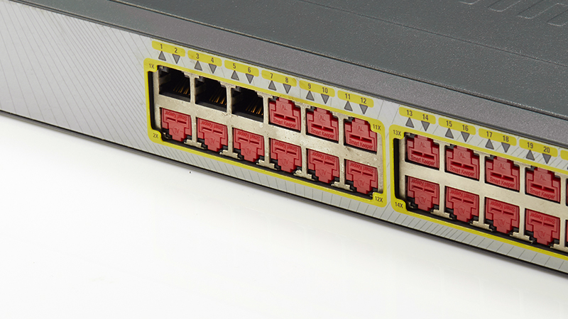 Pro_Detail_Video_09_Network_Port_Lock_Plus.jpg